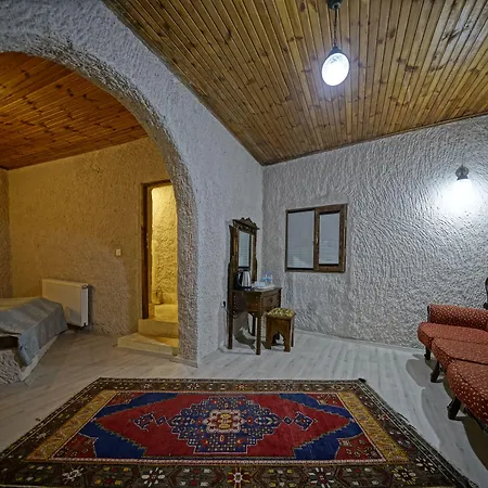 Gerdis Evi Готель