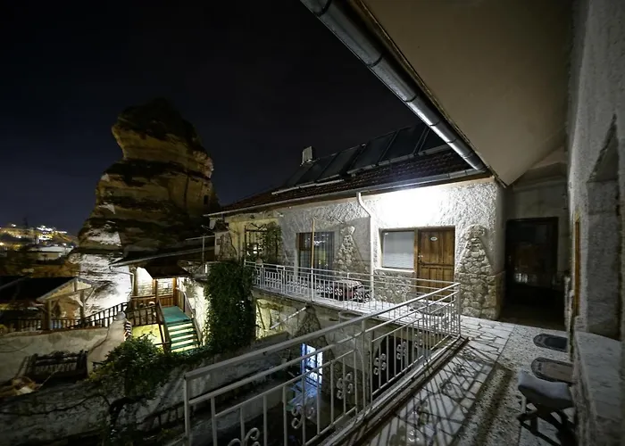 Gerdis Evi Готель