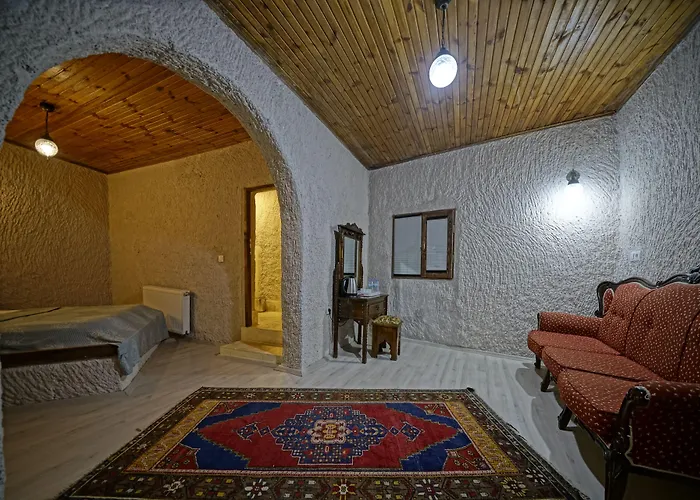 Gerdis Evi Готель